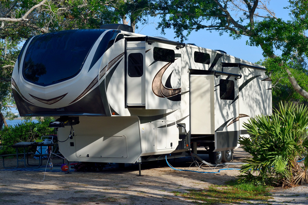 Travel Trailers enlarged view